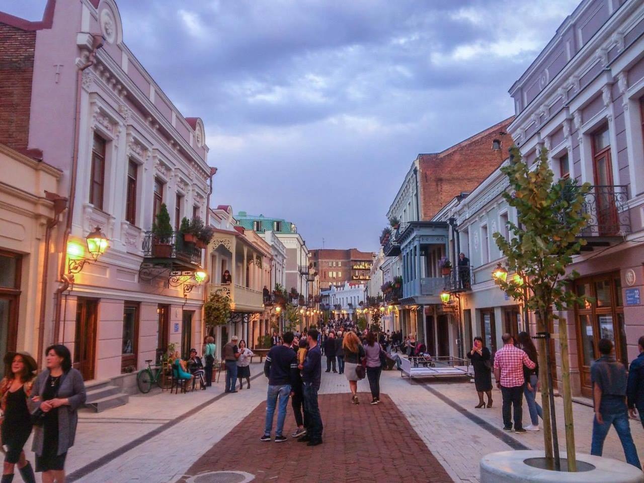 Cute&tiny -5 Minutes Walk From Marjanishvili Metro *
